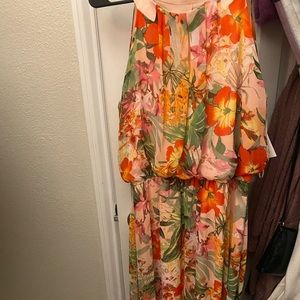 Signature by Robbie Bee floral pink hauler dress